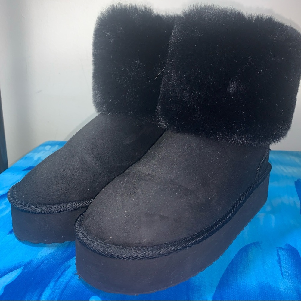 Joe Fresh Booties Faux Fur Women’s Size 9 Black Platform Ankle